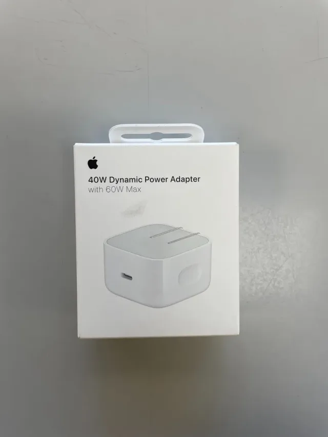 Apple Adapter 40W Dynamic