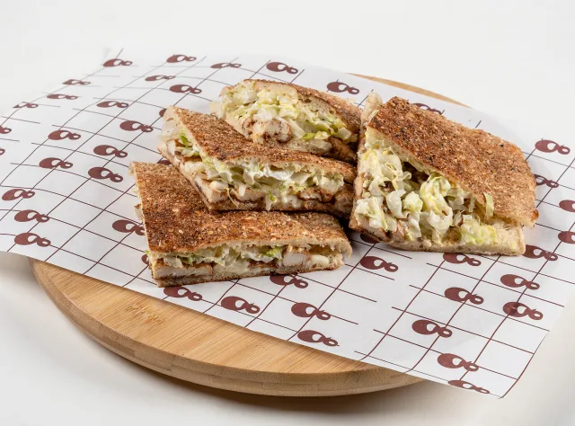 Chicken Caesar kaake