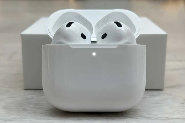 AirPods 4 ANC